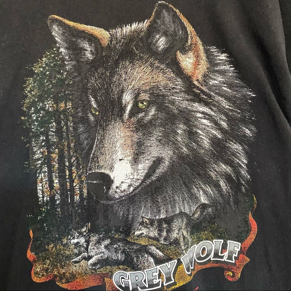 Vintage Hard Rock Cafe Grey Wolf Tshirt - Picture 4 of 7